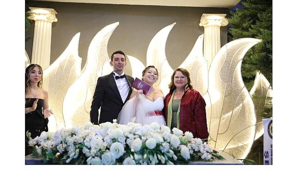 Didim'de 2025 Yılında 548 &Ccedil;iftimiz Yeni Bir Hayata &ldquo;Evet" Dedi 