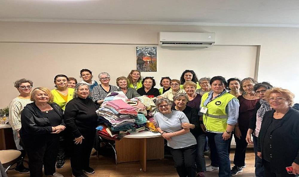 Karşıyaka'nın &ccedil;ınarlarından y&uuml;rekleri ısıtan dayanışma &ouml;rneği