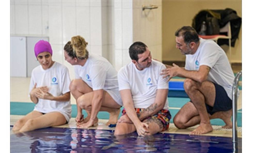 Suyun iyileştirici gücüyle engeller aşılıyo 