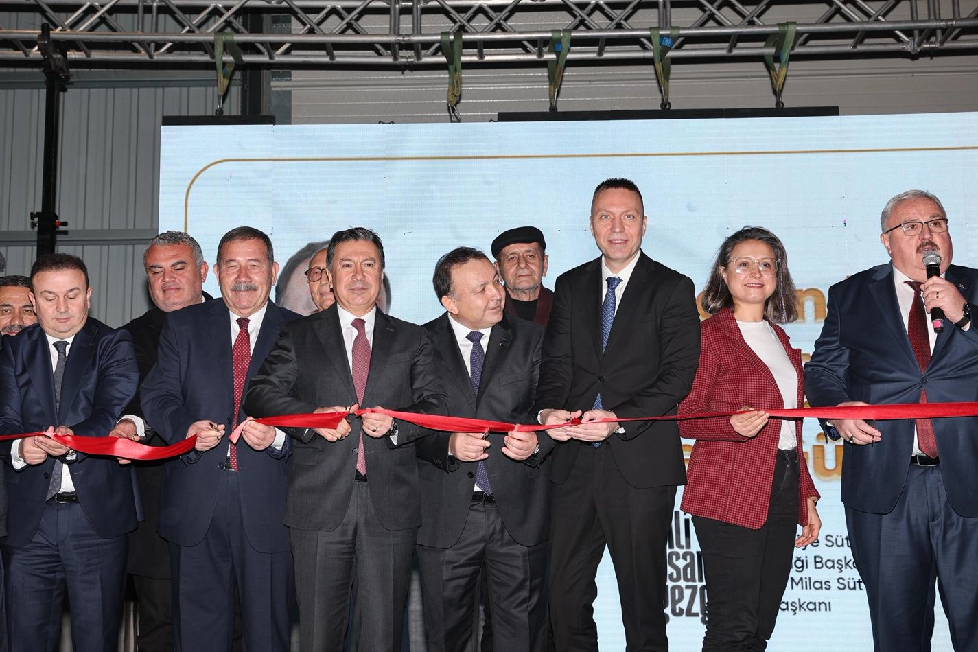 Muğla Milas&rsquo;ta Flake Yem &Uuml;retim Tesisi a&ccedil;ıldı