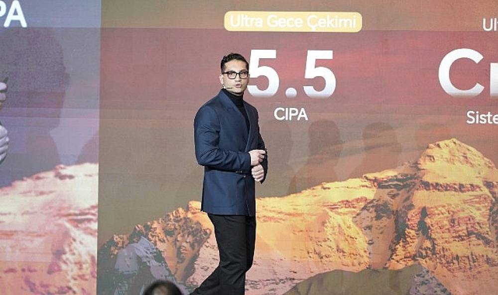 Gece fotoğraf&ccedil;ılığında devrim yaratan  HONOR Magic8 Pro T&uuml;rkiye'de satışa sunuldu