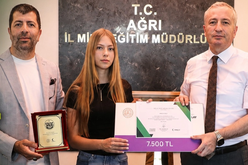 Ağrı'da 'sağlıklı nesil' &ouml;d&uuml;llendirildi