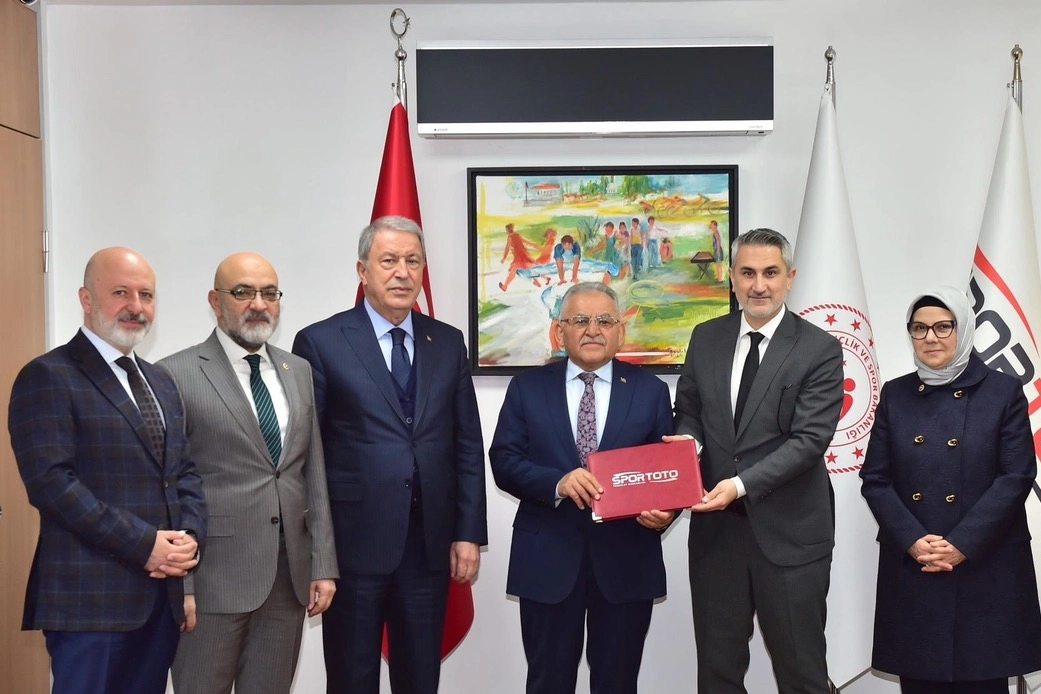 Kayseri sporuna 'b&uuml;y&uuml;k' hamle