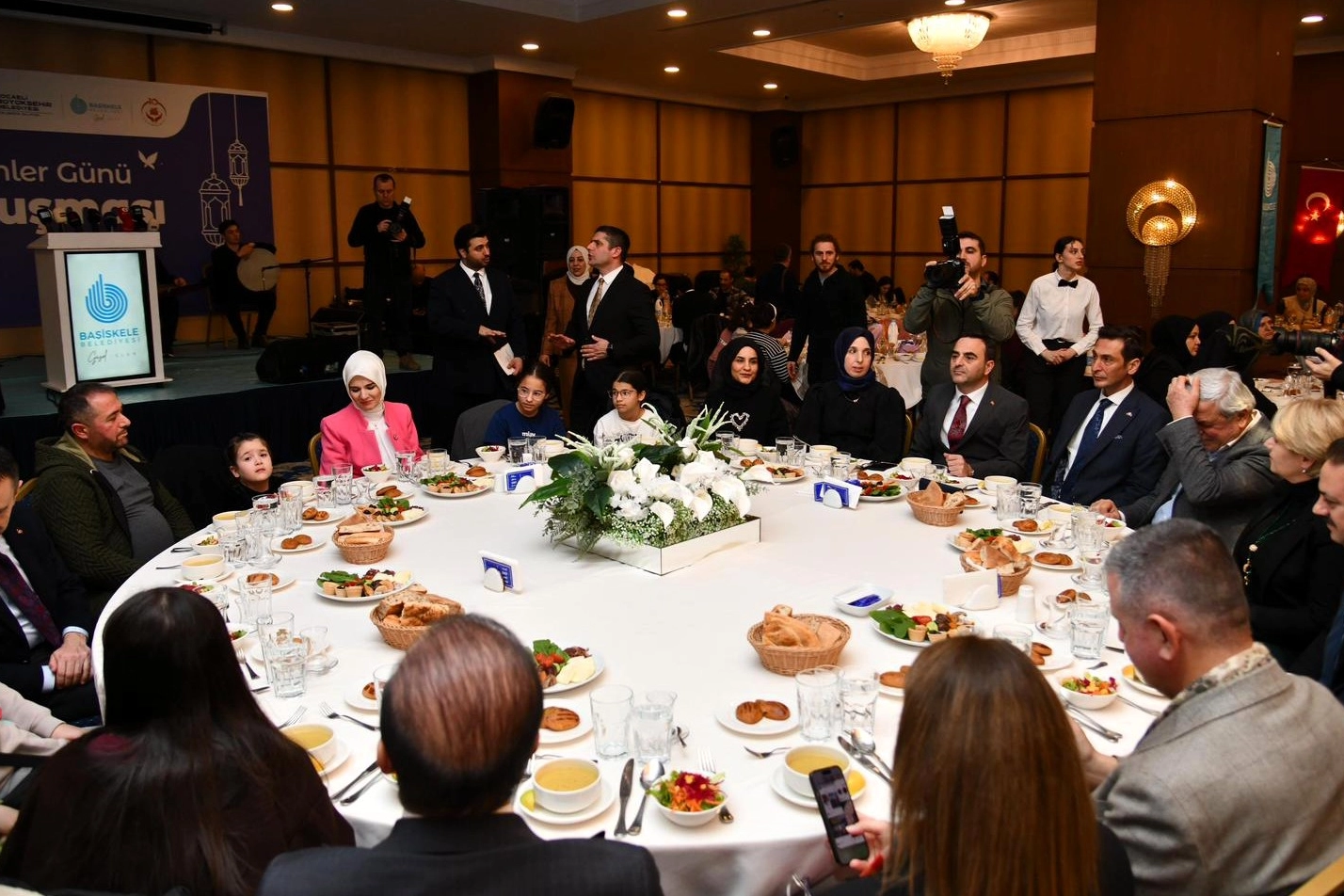 Dünya Yetimler Günü’nde Kocaeli'de Duygusal İftar Anları!