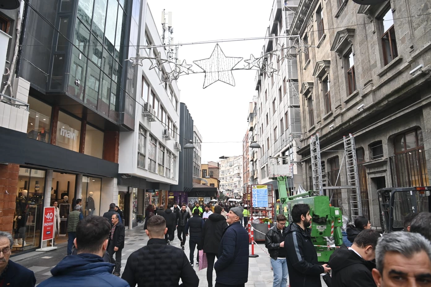 Trabzon'da Uzun Sokak Cephe Sağlıklaştırma Projesi s&uuml;r&uuml;yor