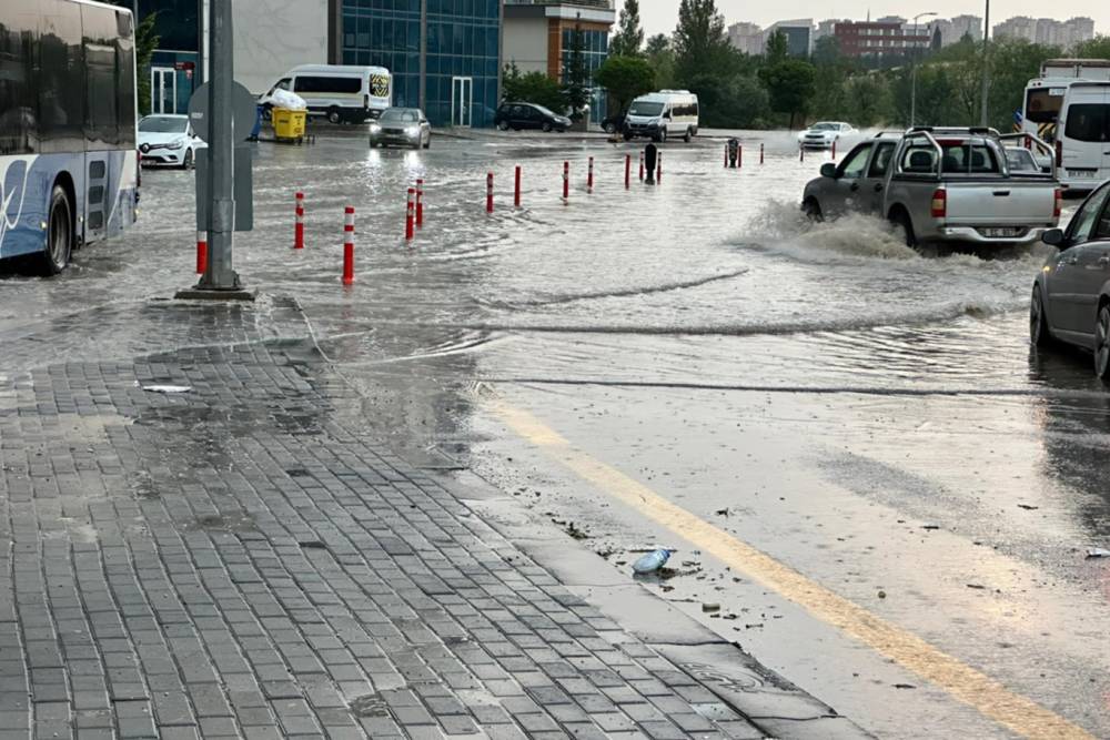 Sağanak Yağış Uyarısı: Hava Durumu Sizi Şaşırtabilir Mi?