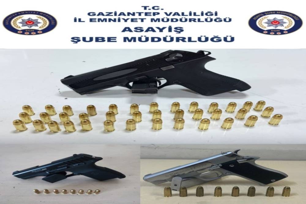 Gaziantep'te ruhsatsız silah operasyonu: 3 g&ouml;zaltı