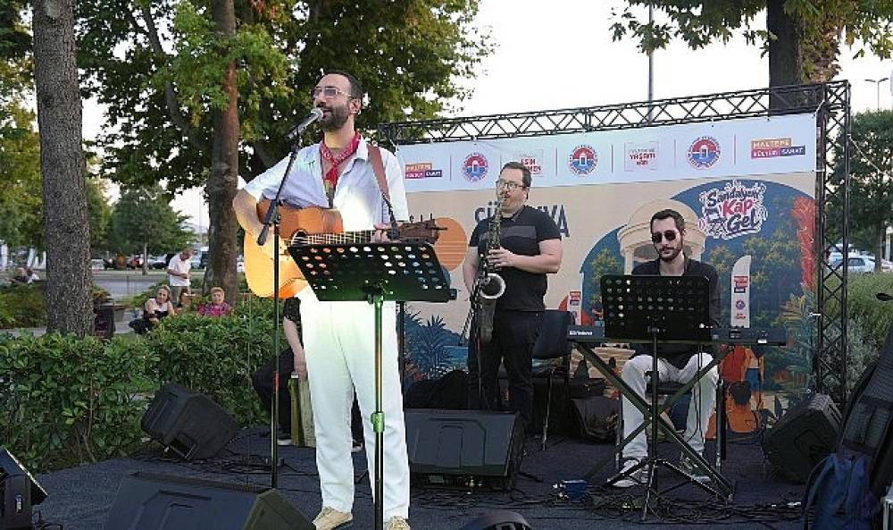 Maltepe'de, S&uuml;reyya Plajı'nda m&uuml;zik ziyafeti   