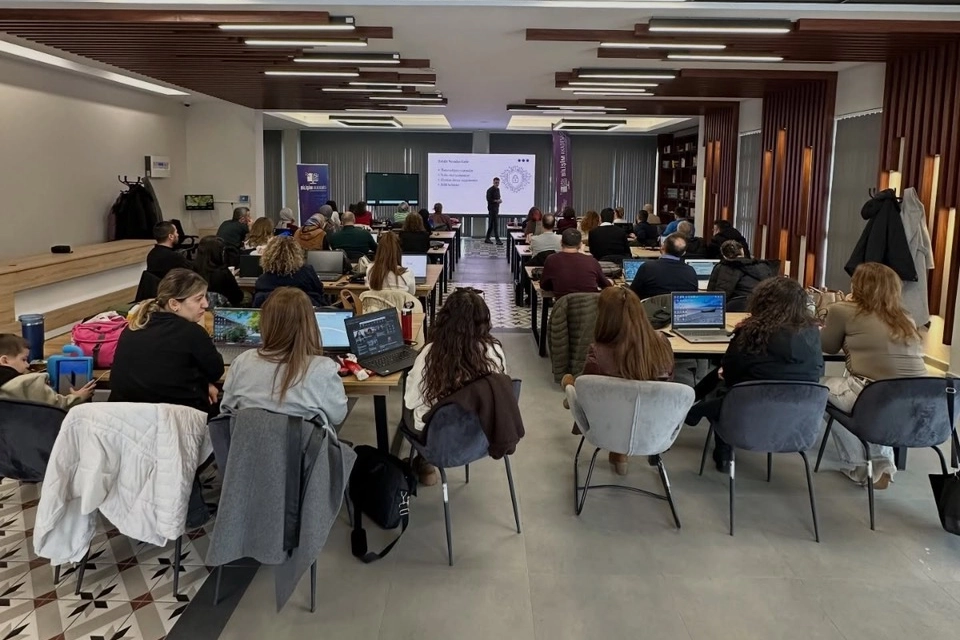 Kayseri Bilim Merkezi&rsquo;nde &ouml;ğretmenlere eğitim