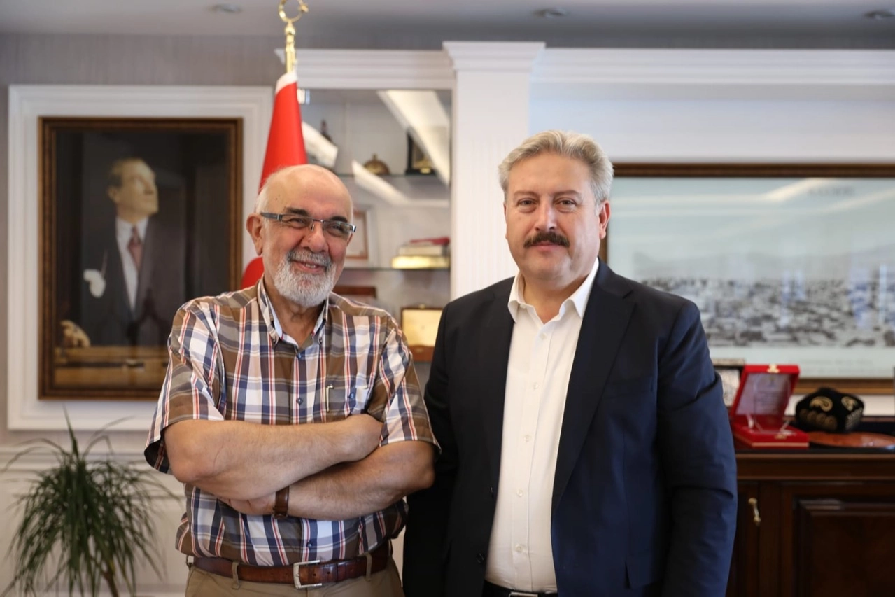 Mustafa Palancıoğlu'ndan Anneler Günü'ne Özel Duygu Dolu Mesaj