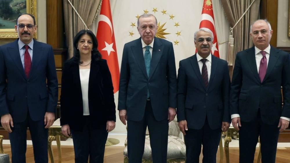 DEM Heyeti Cumhurbaşkanı Erdoğan&rsquo;la g&ouml;r&uuml;şt&uuml;: Partiden ilk a&ccedil;ıklama geldi 