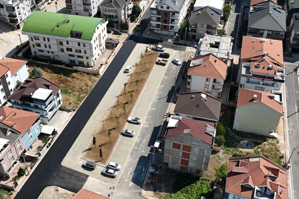 Bursa İneg&ouml;l'den Yeni Mahalle'ye 64 ara&ccedil;lık otopark