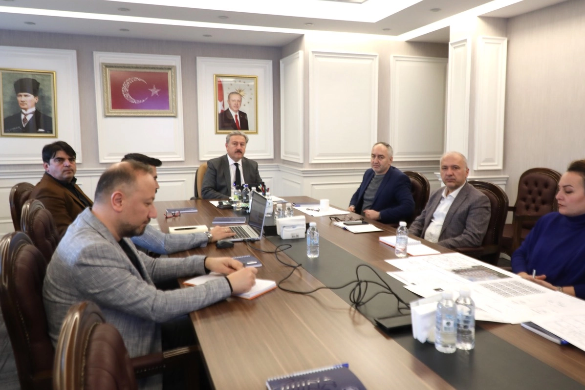 Kayseri Melikgazi'de kentsel d&ouml;n&uuml;ş&uuml;m &ccedil;alışmaları tam gaz