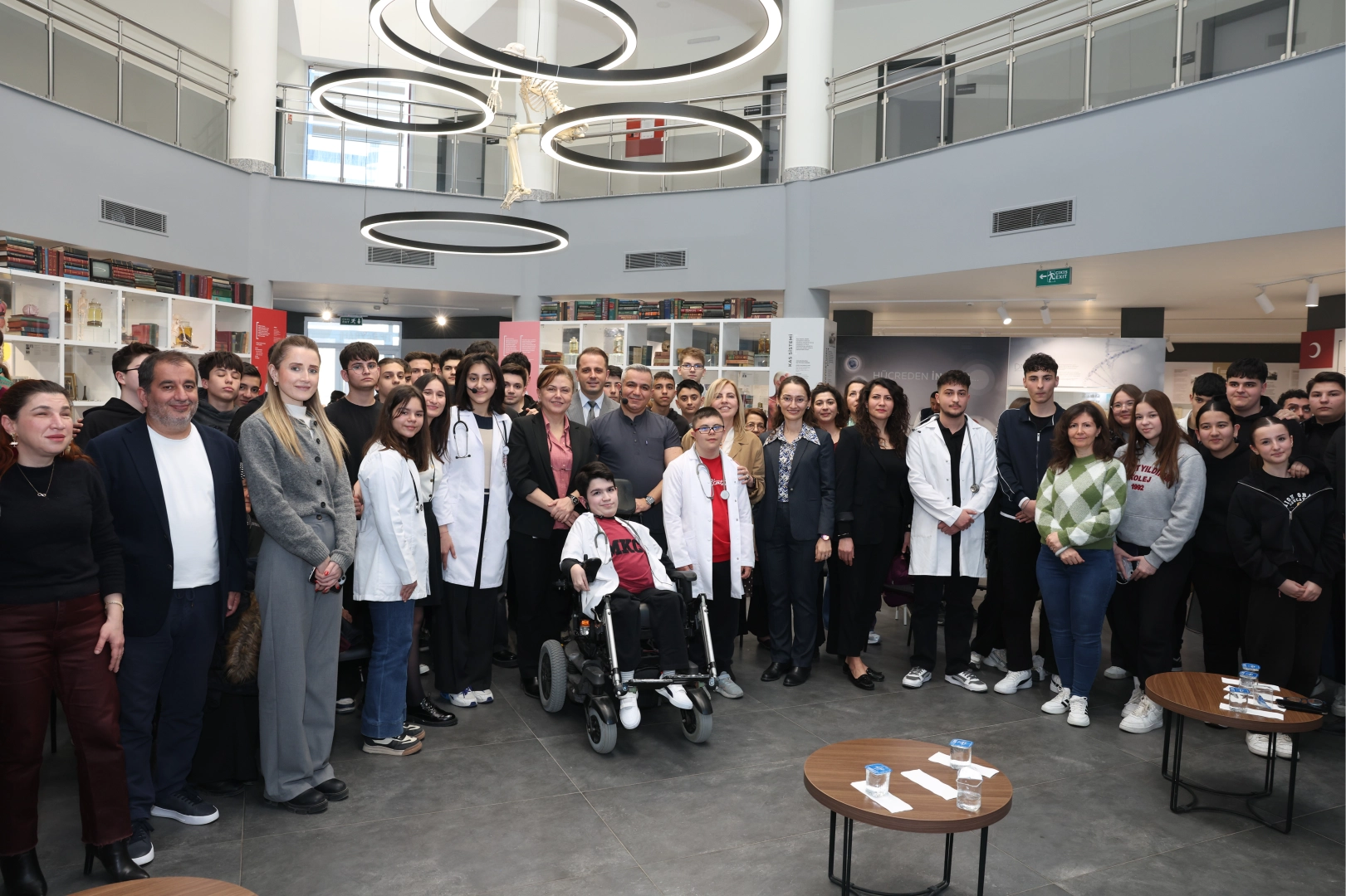 Başkan Şadi &Ouml;zdemir&rsquo;den sağlık &ccedil;alışanlarına teşekk&uuml;r