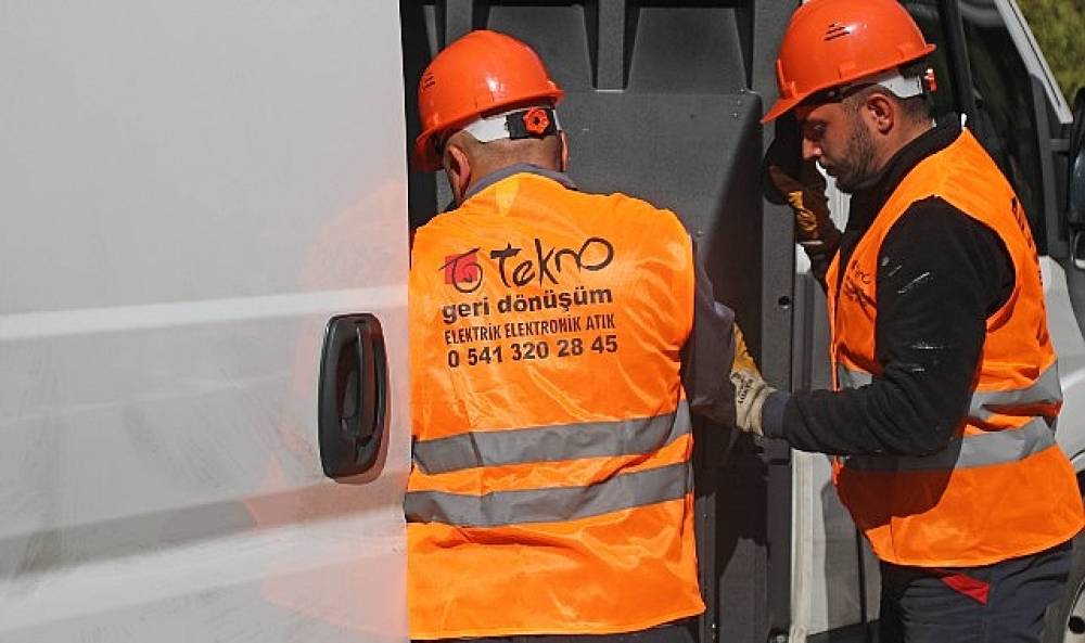 Elektronik Atıklar Geri Dönüşüme Kazandırıldı