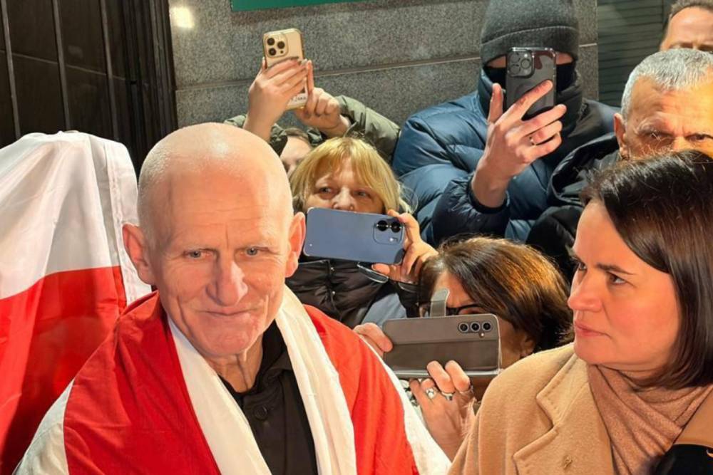 Belarus 123 mahk&ucirc;mu serbest bıraktı