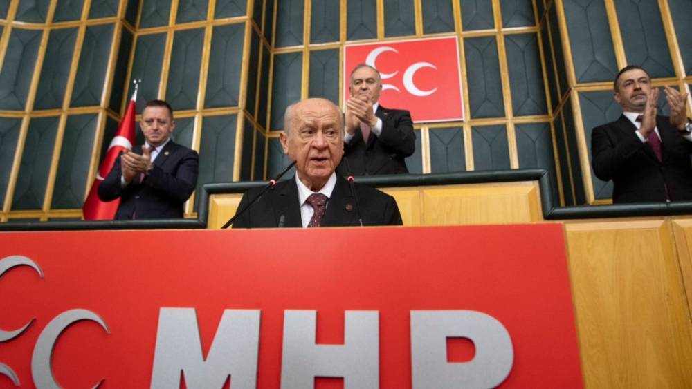 Bahçeli’den, İran’ın İsrail’e yönelik saldırısına tanımlama: ‘Tiyatro’ 