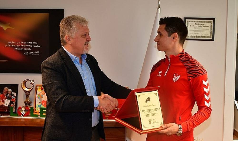 Örnek hakemden Başkan Gerenli'ye ziyaret