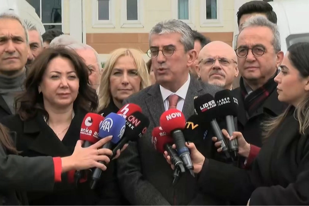 CHP&rsquo;li G&uuml;naydın&rsquo;dan Bakan G&uuml;rlek&rsquo;e tepki