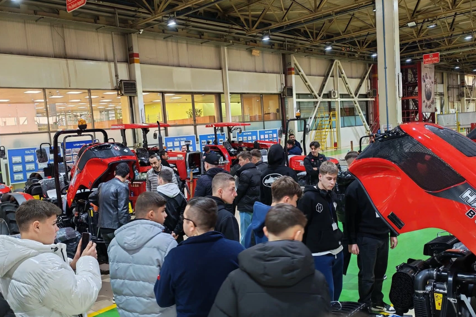 &Ouml;ğrencilerden yerli ve mill&icirc; sanayiye teknik ziyaret