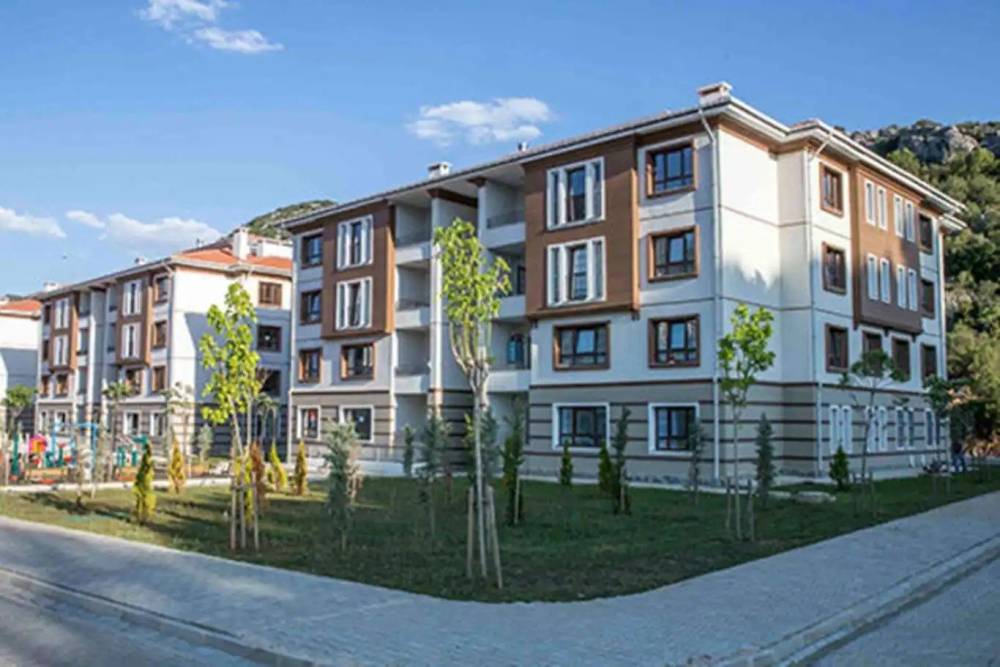 "Y&uuml;zyılın Sosyal Konut Projesi"nde 3 il i&ccedil;in kura heyecanı