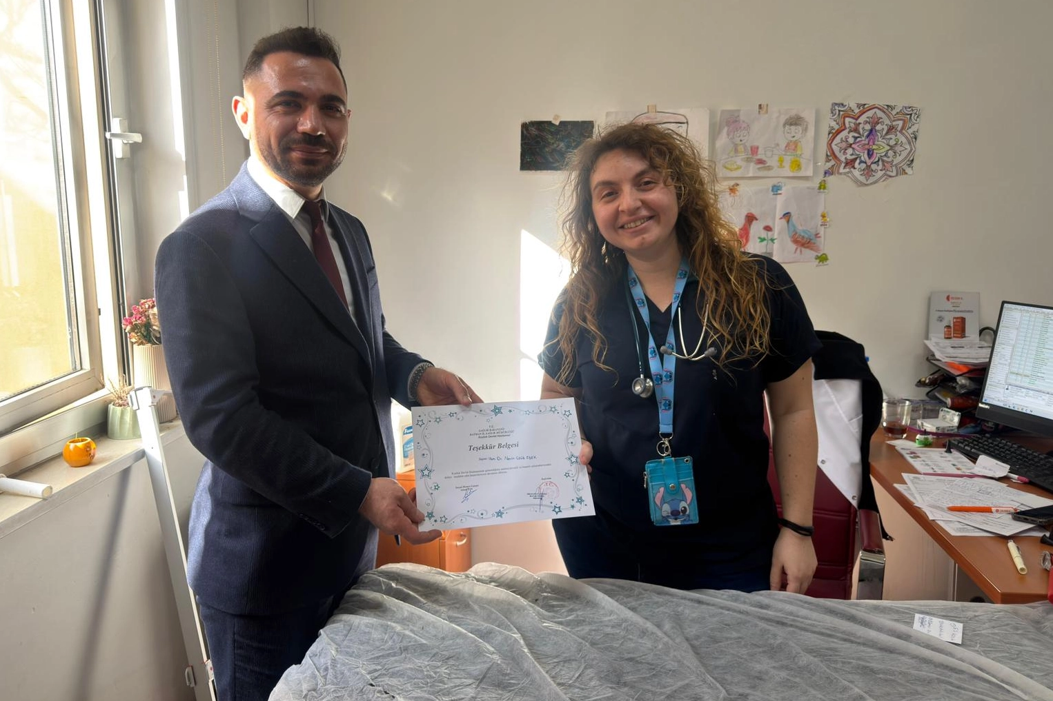 Kozluk'ta uzman doktora hasta memnuniyeti teşekk&uuml;r&uuml;