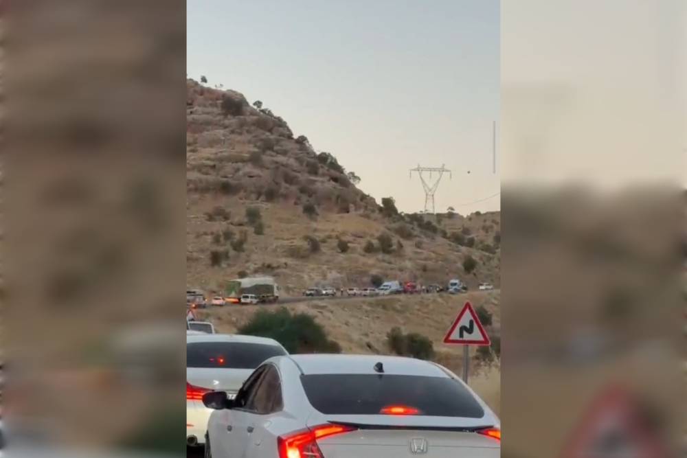 Mardin'de iki aracın &ccedil;arpıştığı kazada 1 bebek &ouml;ld&uuml;, 7 kişi yaralandı