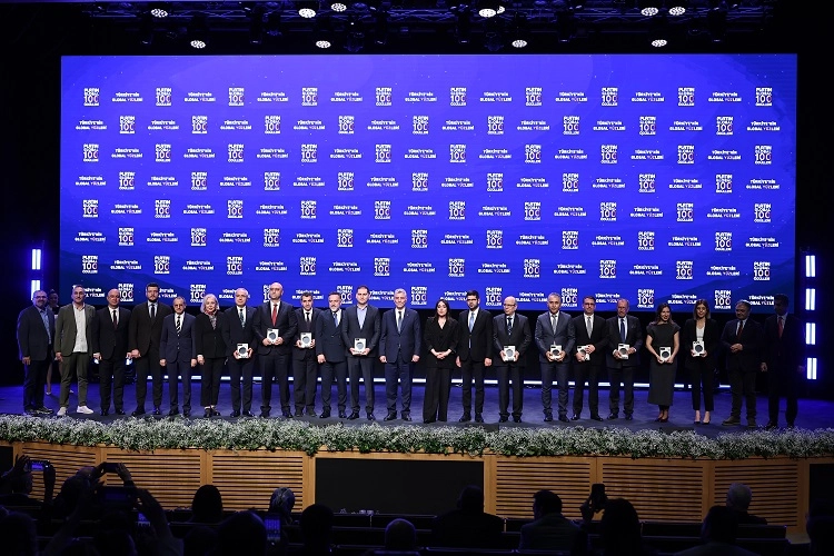 Platin Global 100 &Ouml;d&uuml;lleri sahiplerini buldu