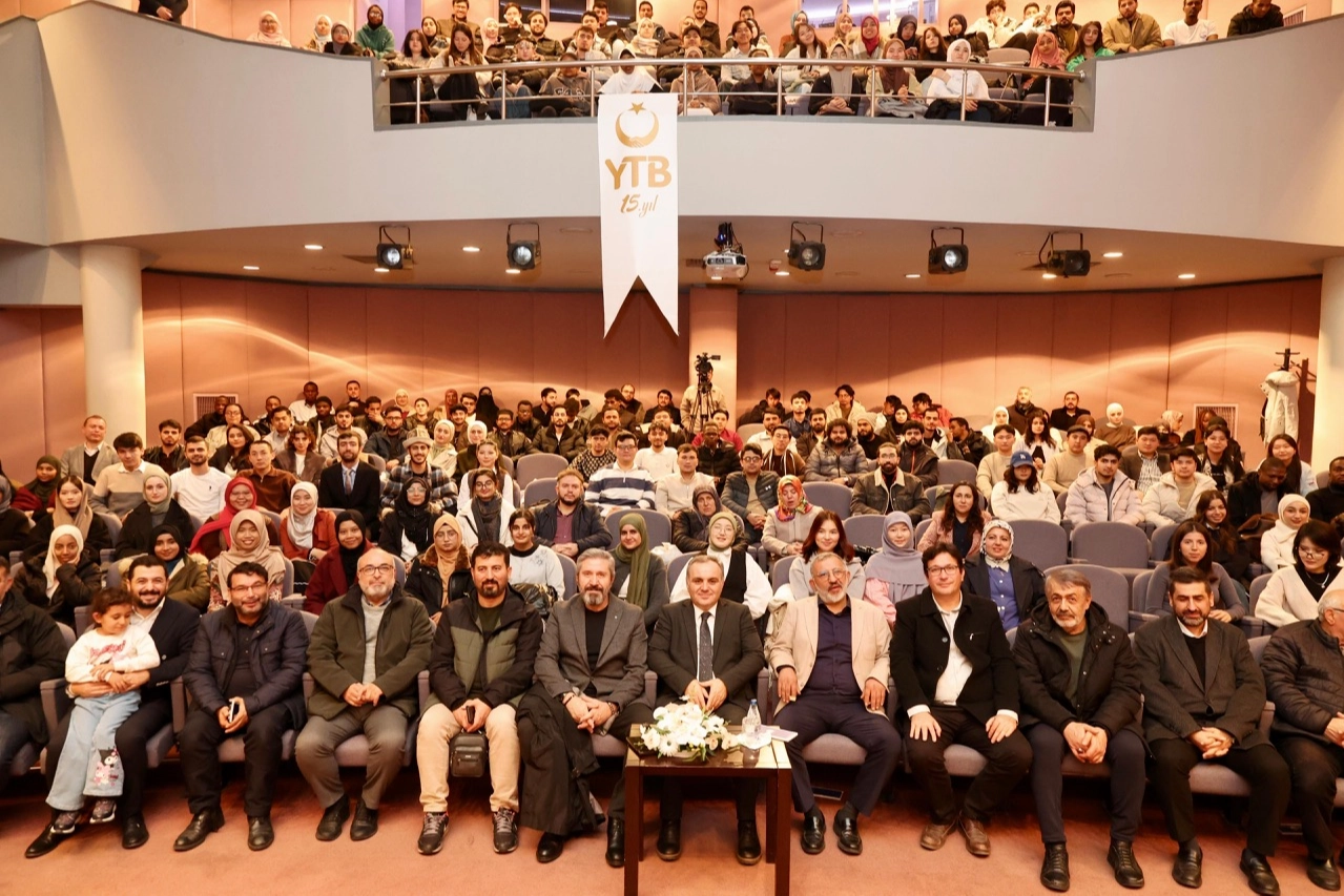 Kayseri Uluslararası &Ouml;ğrenci Akademisi&rsquo;nin a&ccedil;ılış dersi Prof. Dr. Altun'dan