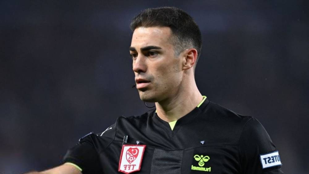 Fenerbah&ccedil;e&ndash;Beşiktaş derbisinin hakemi belli oldu 