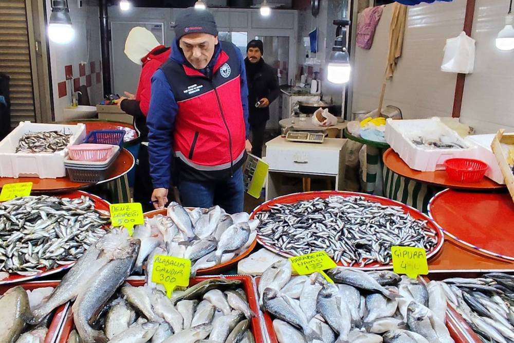 Konya&rsquo;da su &uuml;r&uuml;nleri denetimleri s&uuml;r&uuml;yor