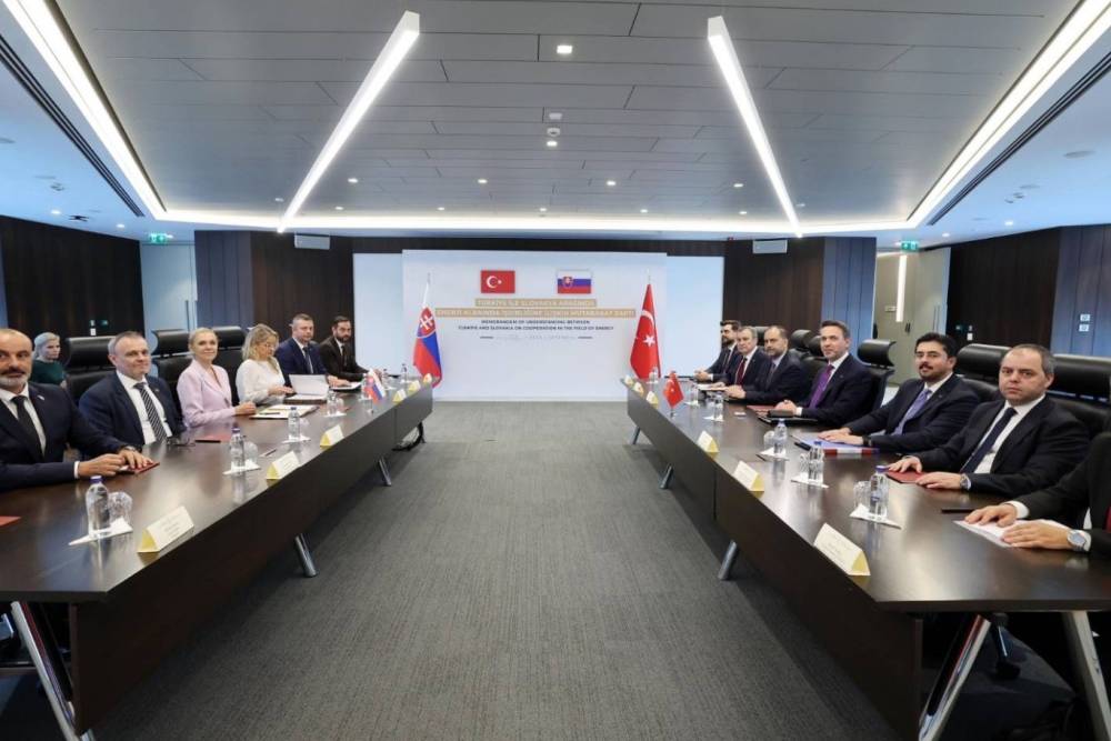 T&uuml;rkiye ile Slovakya arasında enerji alanında iş birliği mutabakatı imzalandı