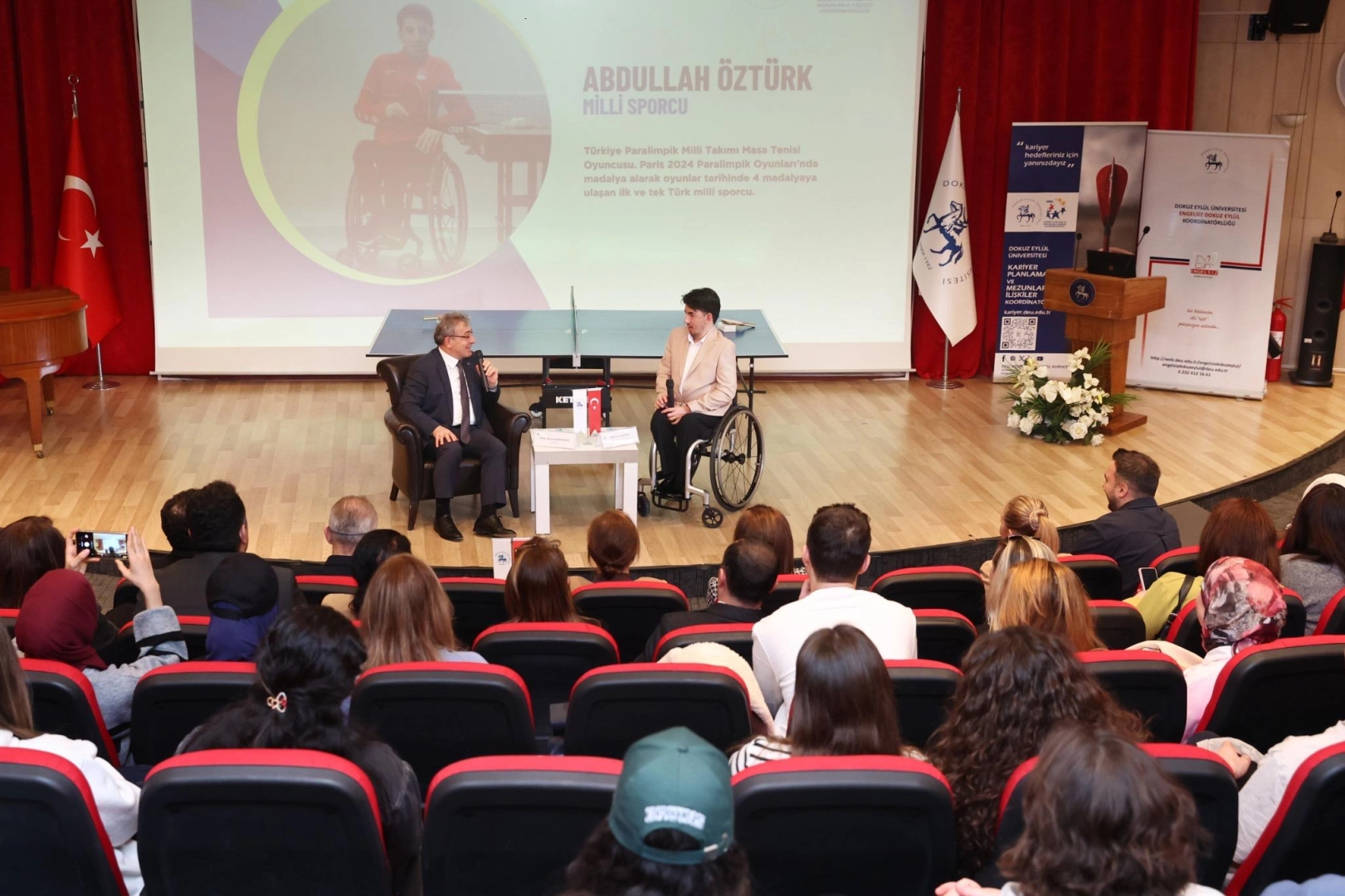 Dokuz Eyl&uuml;l'de sanattan spora engelsiz kariyer