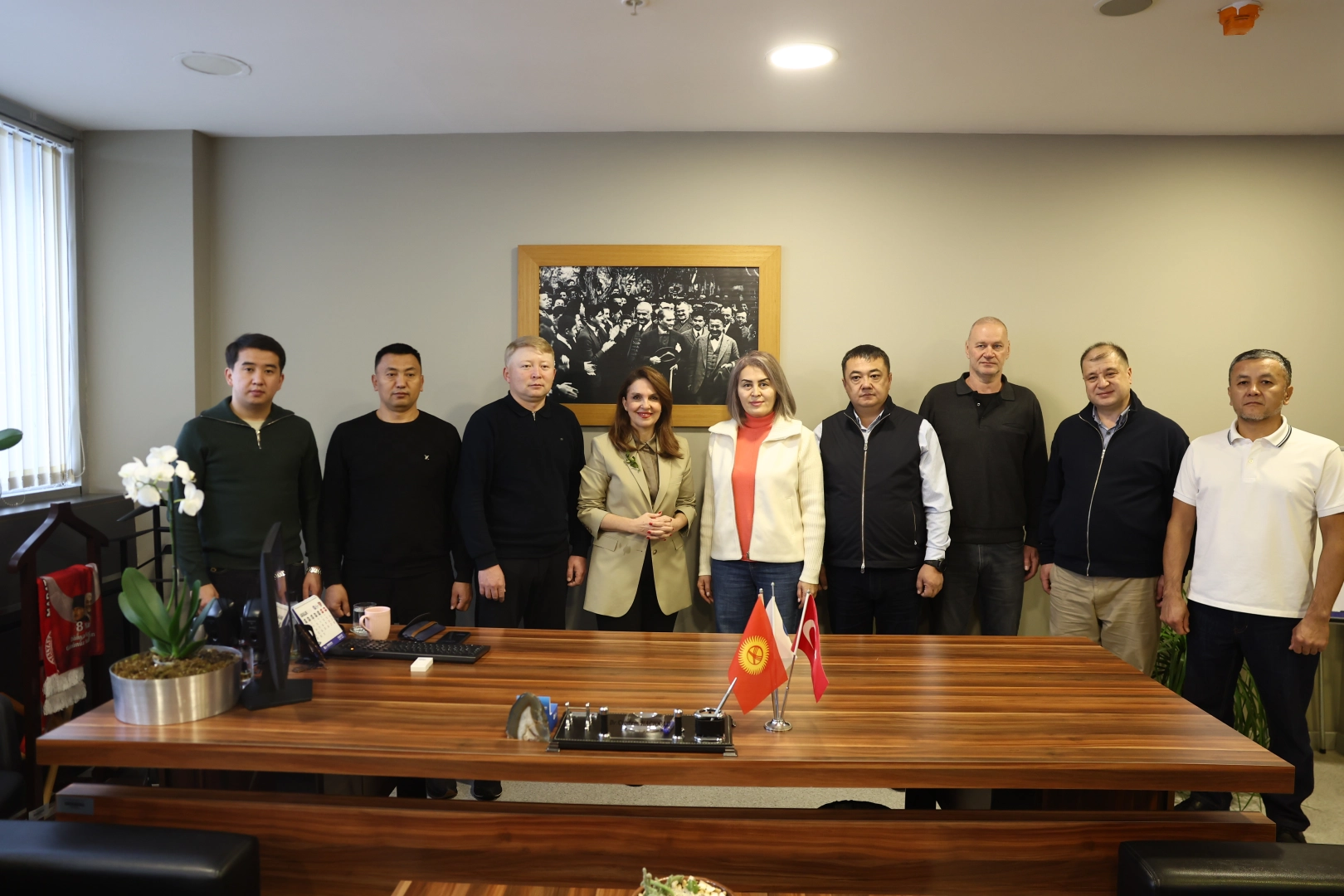 Kırgız heyet Antalya&rsquo;da &ccedil;evreci tesisi ziyaret etti