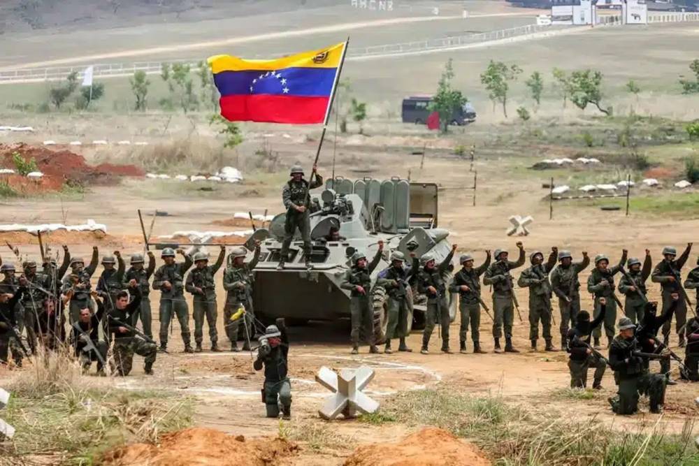 Venezuela, askeri tatbikat başlattı
