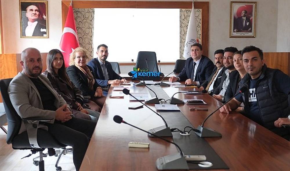 Turizm Komisyonu ile Esnaf ve Sanatkarlar Odası'ndan fikir 