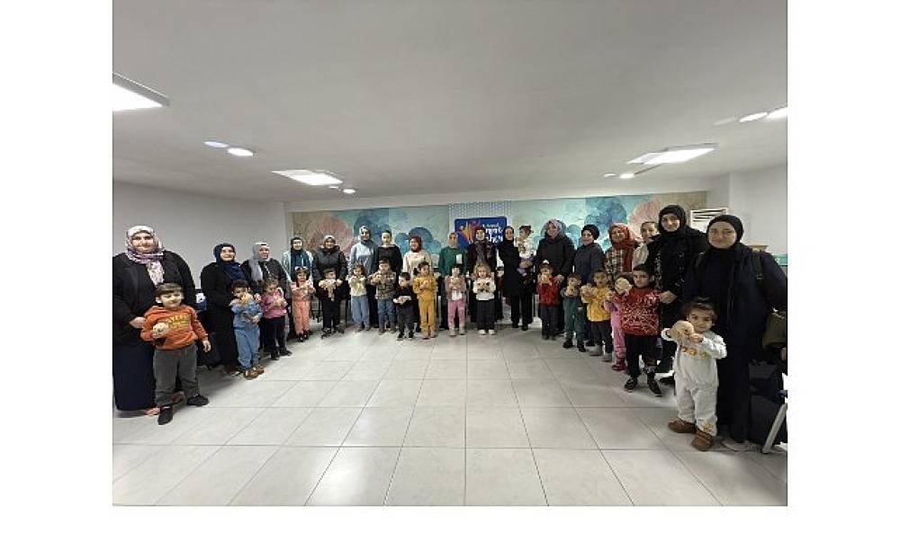 &ldquo;Okula Bi' Mola'da" aile bağları g&uuml;&ccedil;leniyor