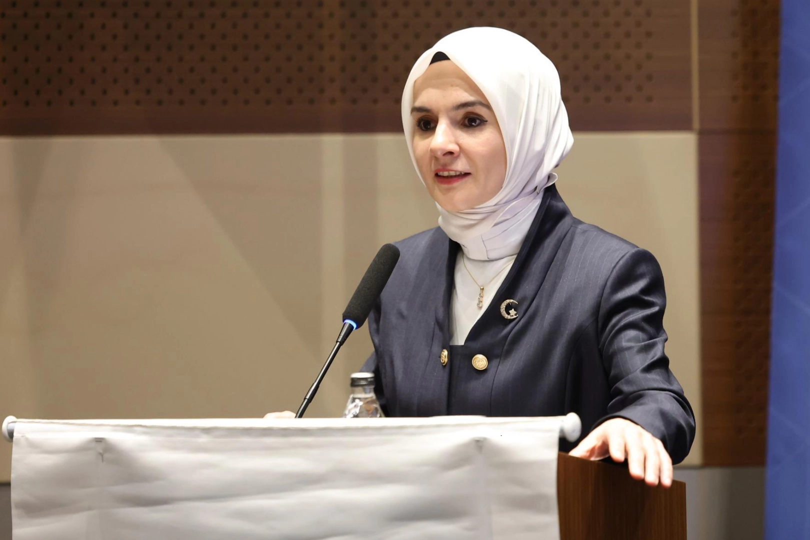 Bakan Göktaş'tan Çimen'e tebrik telefonu