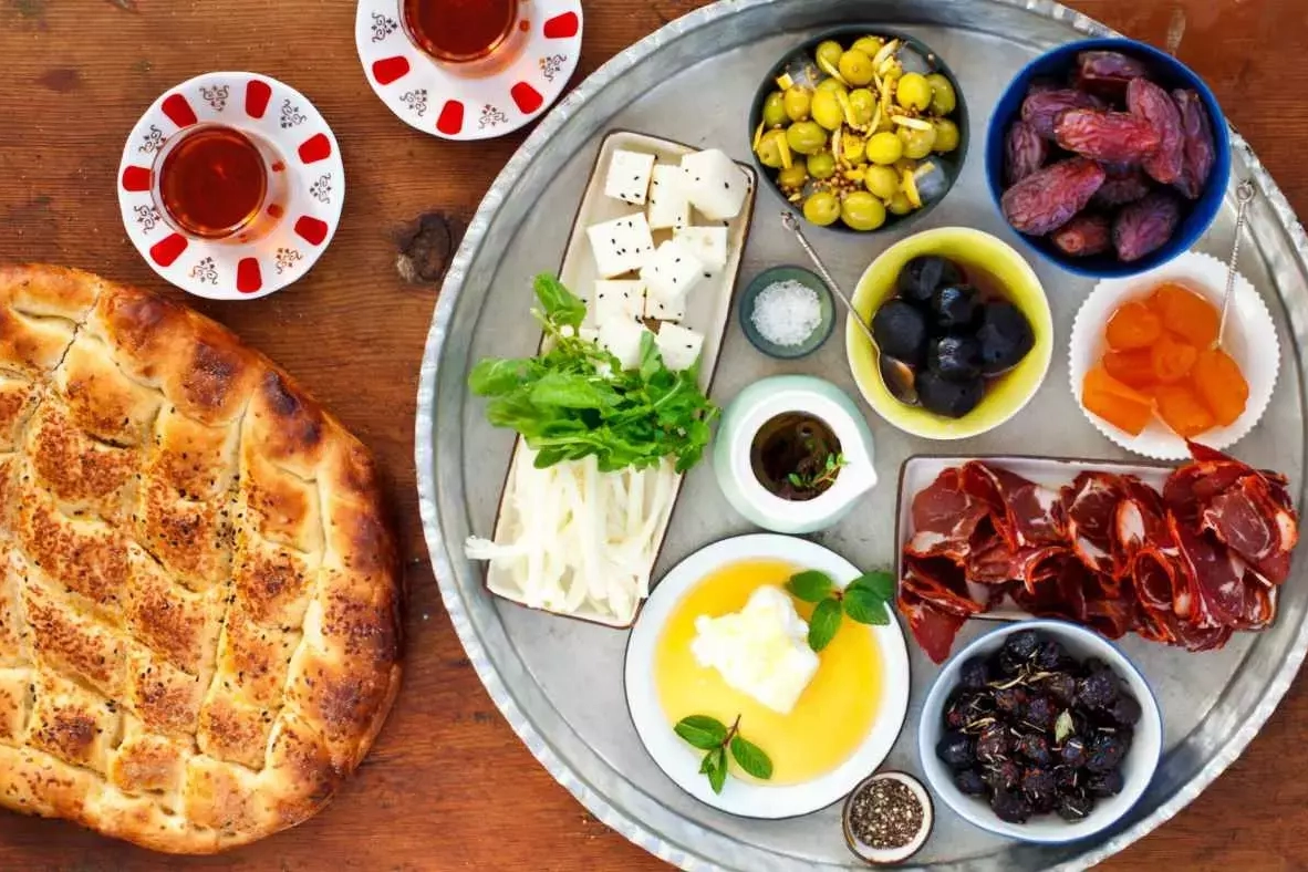 Sahurda Yapılan Hatalar Sağlığınızı Tehdit Edebilir mi?