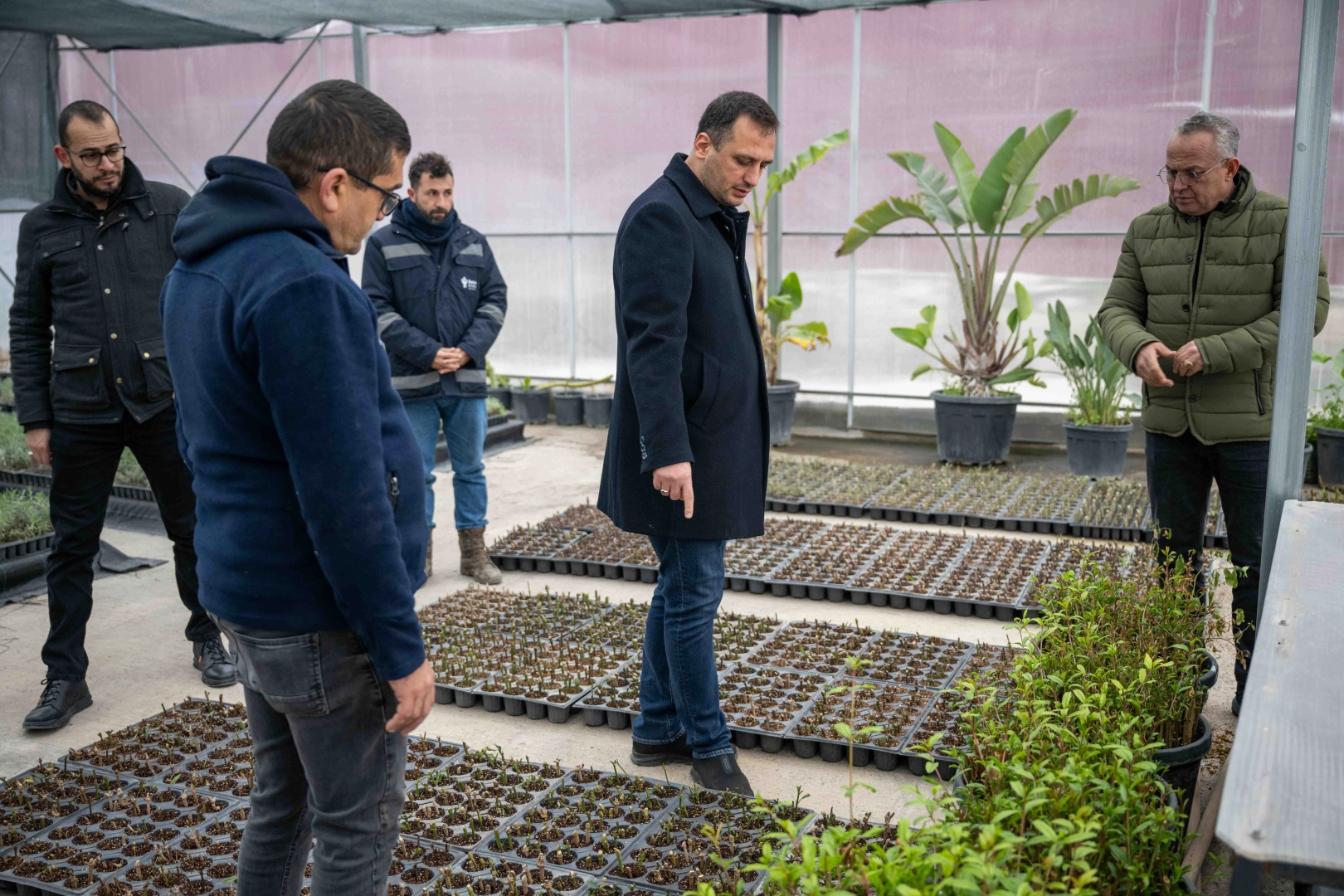 İzmir Bornova kendi yeşilini kendi &uuml;retiyor