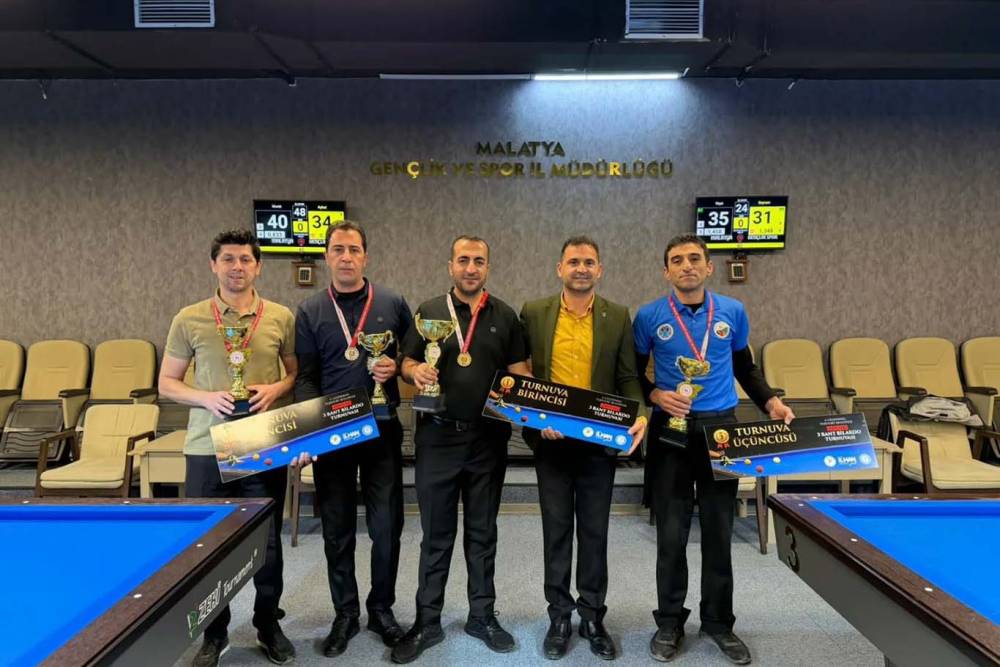 Malatya'da &ouml;d&uuml;ll&uuml; bilardo turnuvası tamamlandı