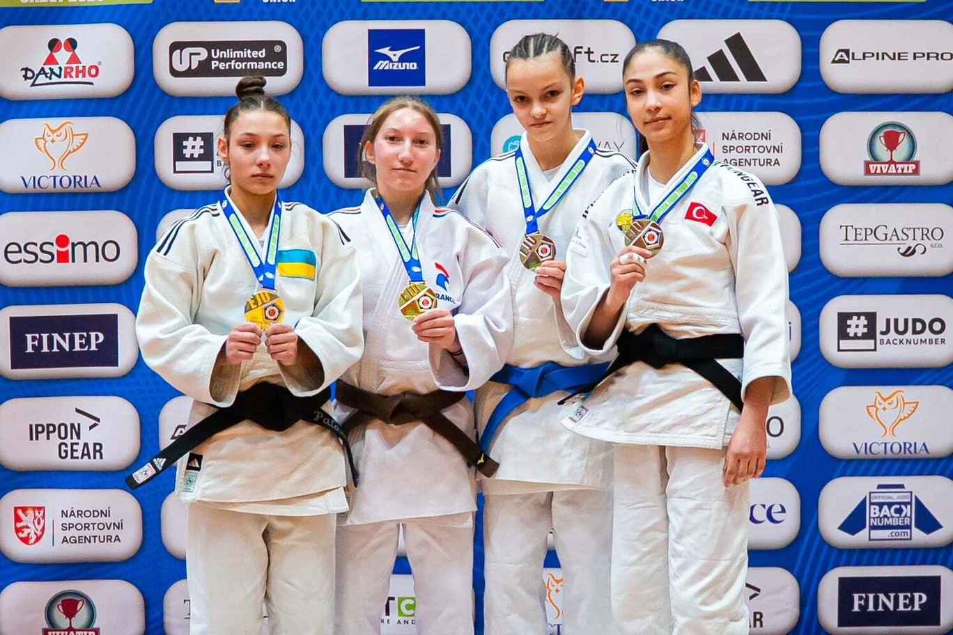 Havva Sena'nın İki Haftada Kazandığı İki Madalya Dikkat Çekti!