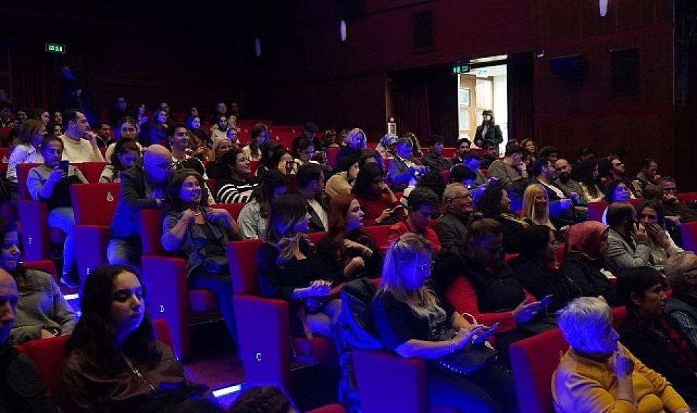 Gerilim Dolu Bir Gecenin Hikayesi "Öksüzler" Seyirciyle Buluştu