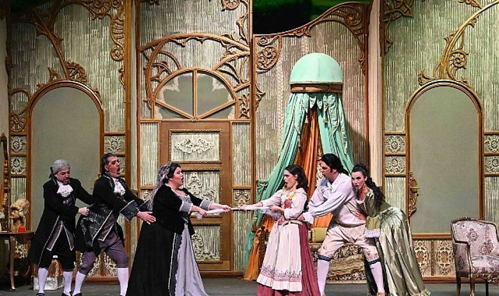 M&uuml;zik, Dans ve Operanın B&uuml;y&uuml;s&uuml; Şubat Ayında İzmir'de Bir Arada