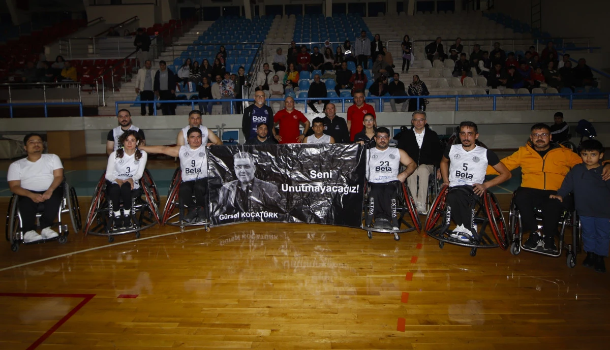 ADANA&rsquo;DA SEZON A&Ccedil;ILIŞINDA HEM ZAFER HEM VEFA VARDI