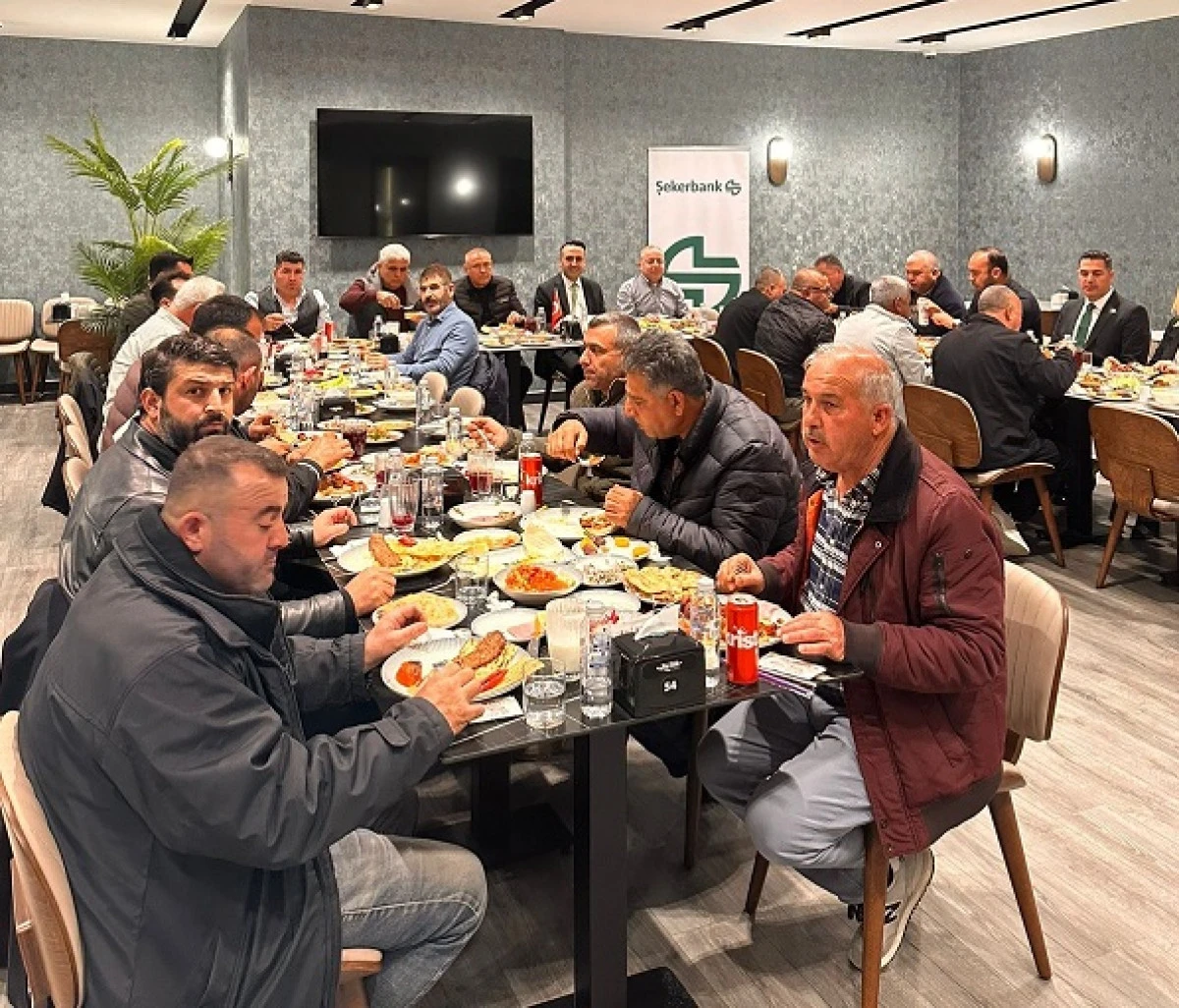 Adana&rsquo;nın &uuml;retenleri    Şekerbank&rsquo;ın iftarında buluştu&hellip;