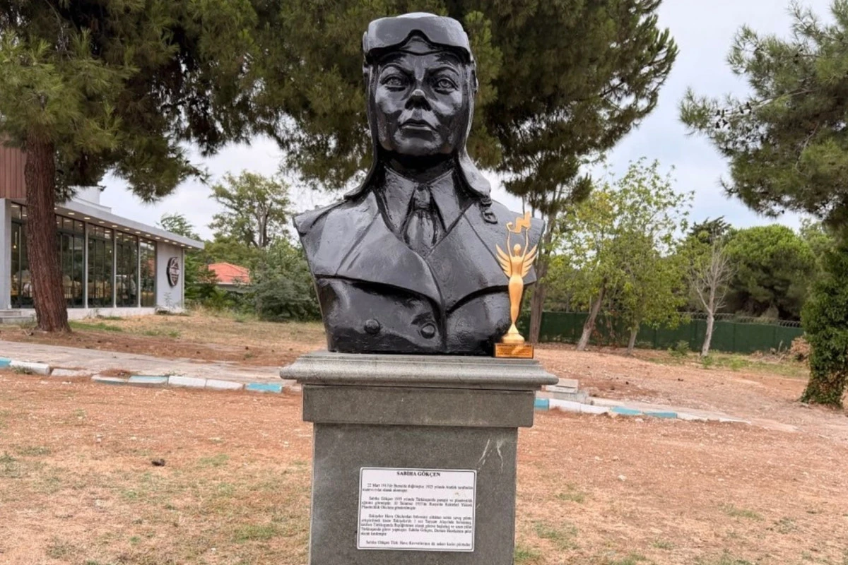 Akif Manaf Sağlık ve Barış &Ouml;d&uuml;l&uuml; Sabiha G&ouml;k&ccedil;en&rsquo;e İthaf Edildi