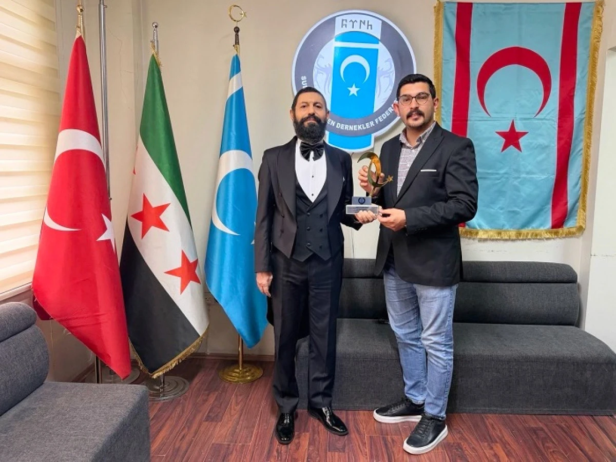 Akif Manaf&rsquo;a Umut ve Barış &Ouml;d&uuml;l&uuml; Verildi