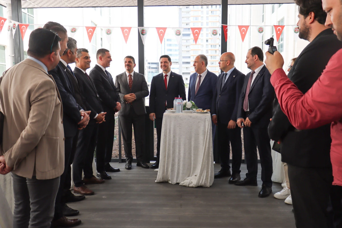 &ldquo;AVUKAT BEKLEME VE DİNLENME ALANI&rdquo; YOĞUN KATILIMLA HİZMETE A&Ccedil;ILDI
