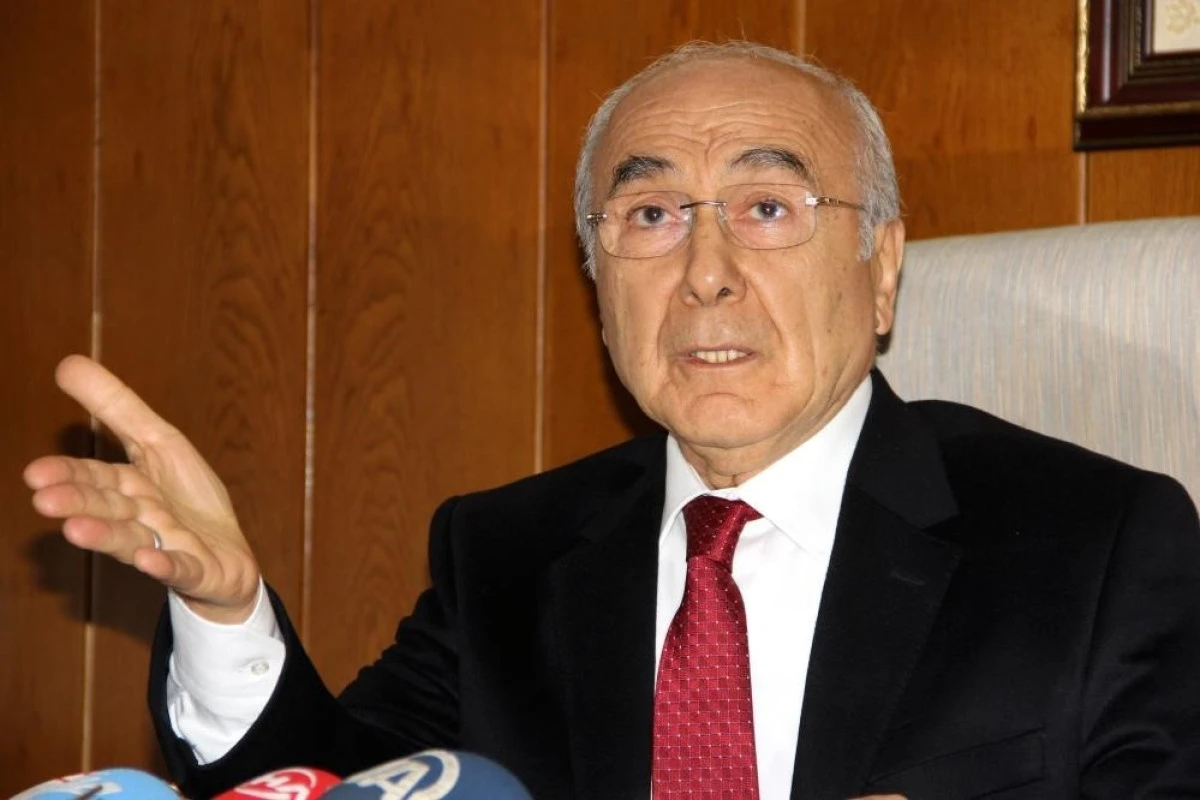 Aytaç Durak uçakta fenalaştı